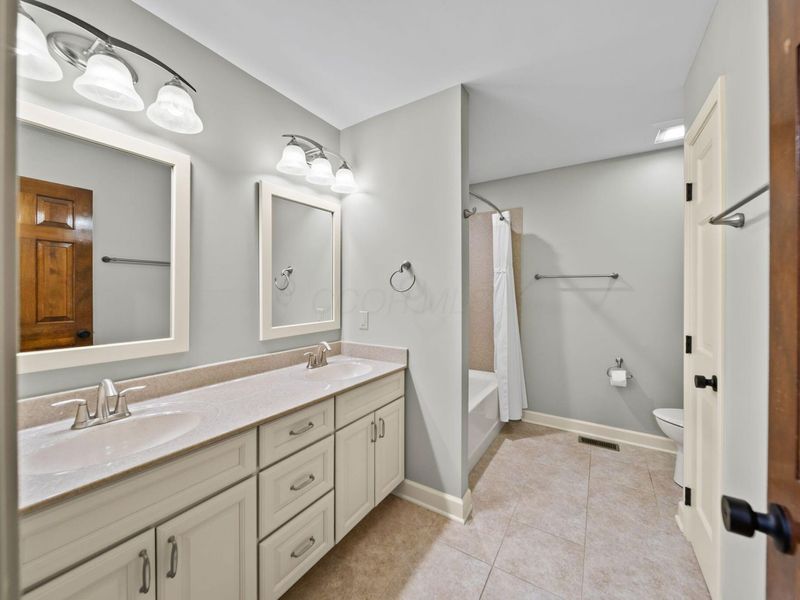 5708 Desmond Court, Dublin, OH 43017 Photo 48