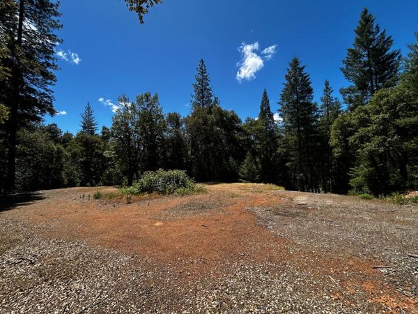 12258 Pine Cone Cir, Grass Valley, CA 95945