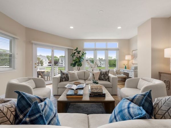17 Bay Pointe Dr Ext, Unit 17, Wareham, MA 02532