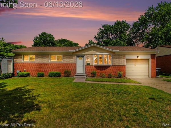 14242 Park Street, Livonia, MI 48154