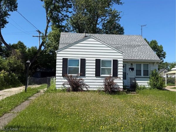 14518 Saint James Avenue , Cleveland, OH 44135
