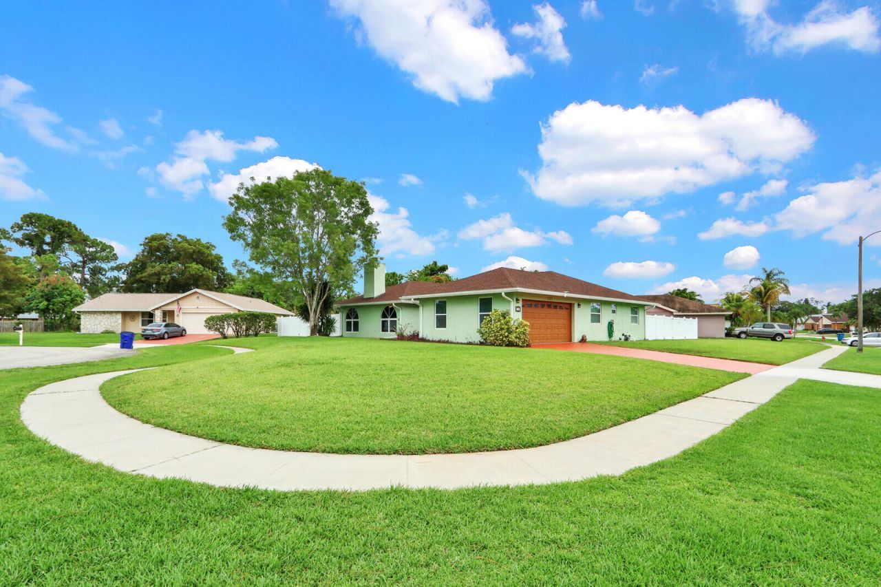 127 Miramar Avenue, Royal Palm Beach, FL 33411 Photo