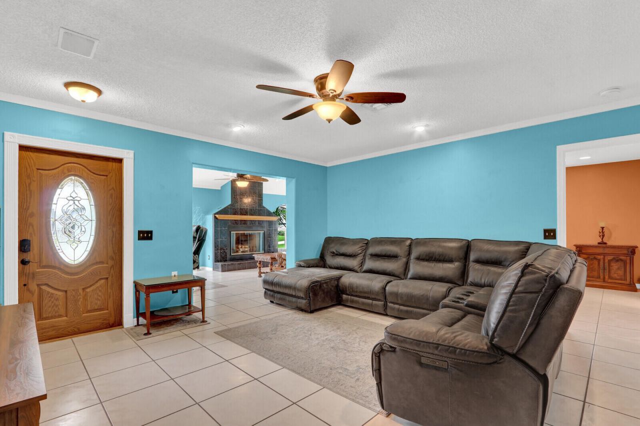 127 Miramar Avenue, Royal Palm Beach, FL 33411 Photo