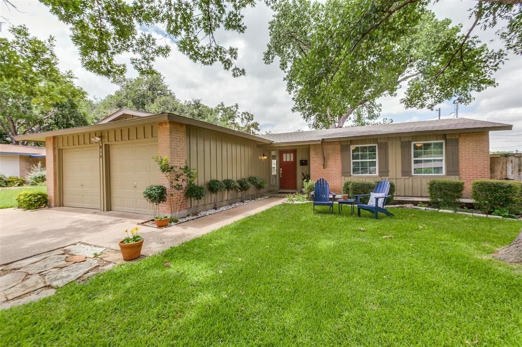818 Wateka Way, Richardson, TX 75080 Main Photo