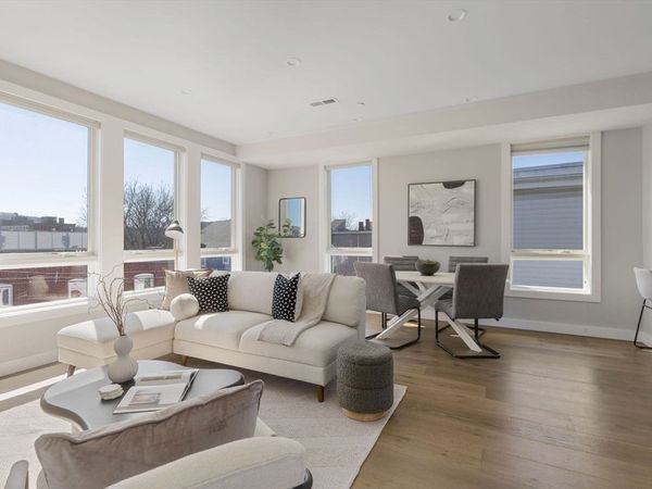 17 Chestnut Ave, Unit 3, Boston, MA 02130