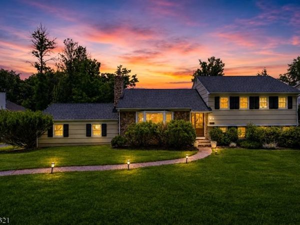 263 White Oak Ridge Rd, Millburn, NJ 07078