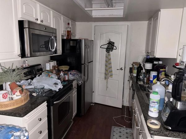 12023 Alta Carmel Court, Unit 246, San Diego, CA 92128