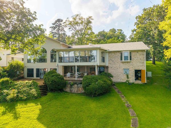 110 E LAKELAND Point, Hot Springs, AR