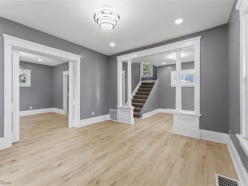 2235 Winfield Way NE, Canton, OH 44705 Photo 7