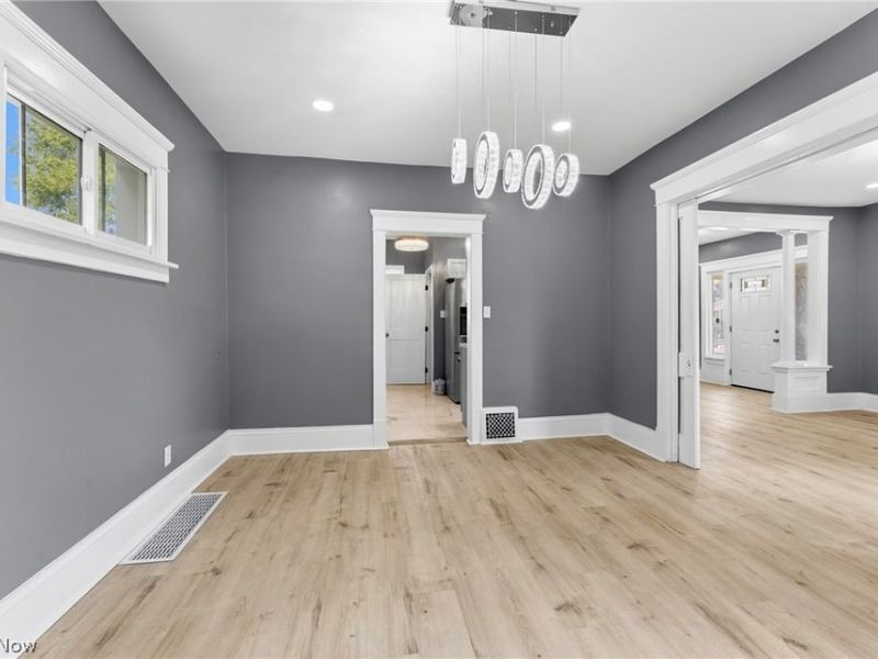 2235 Winfield Way NE, Canton, OH 44705 Photo 8