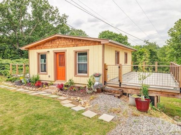 153 Vinewood Circle, Asheville, NC 28806