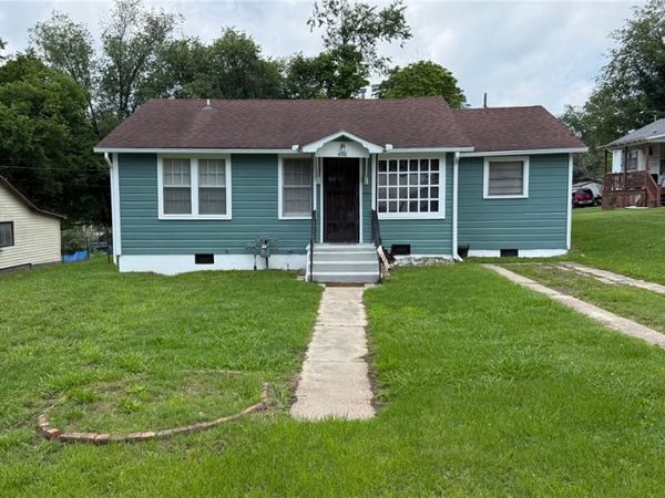 408 Center Avenue , Harrison, AR 72601