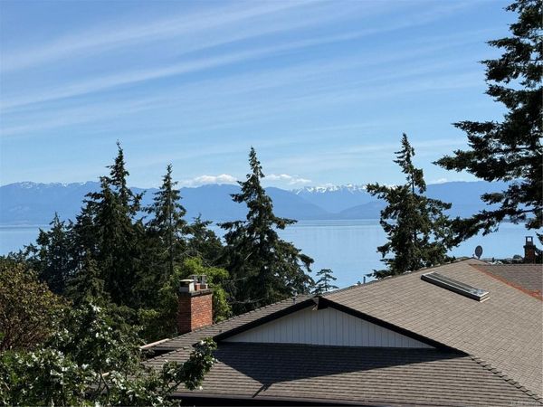 3853 Graceland Dr, Metchosin, BC V9C 4A6
