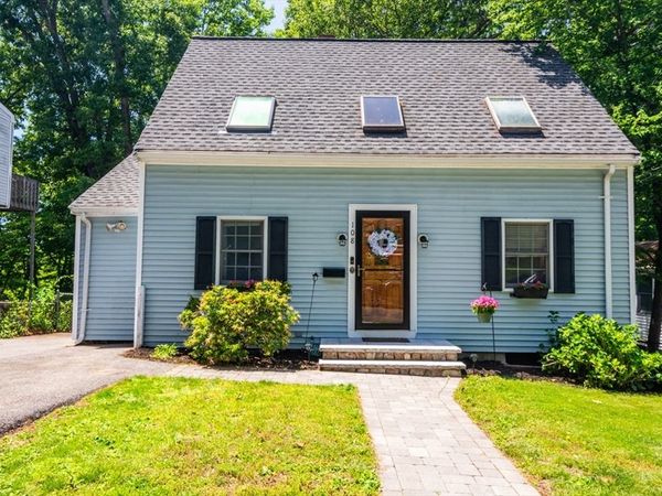 108 Deforest St, Boston, MA 02131
