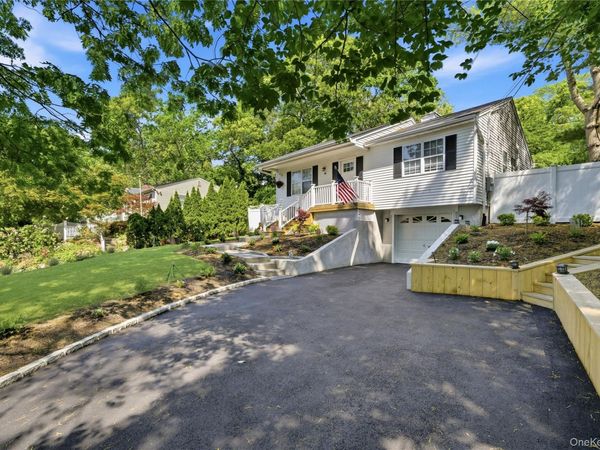 291 Locust Drive , Rocky Point, NY 11778