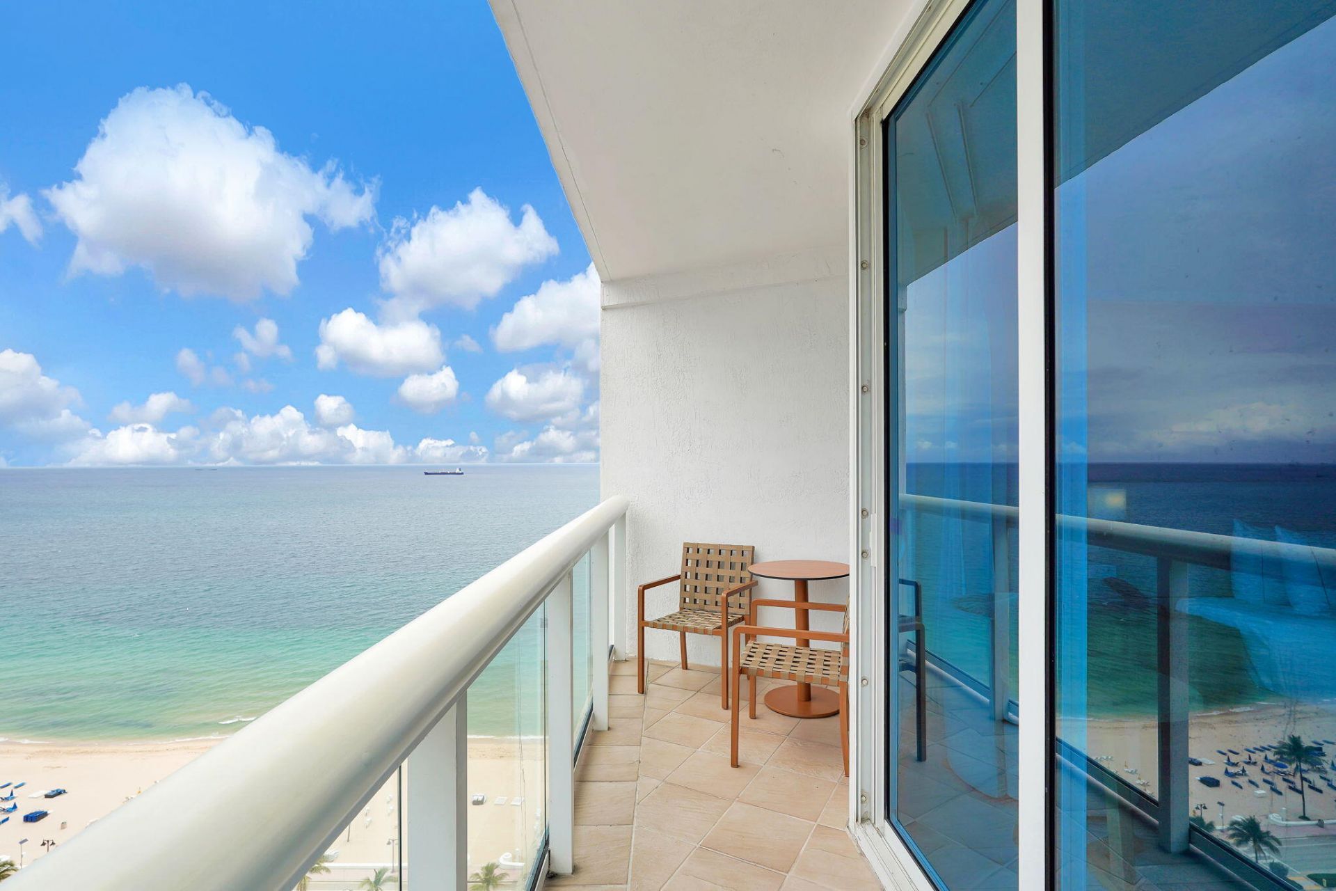 505 N Fort Lauderdale Beach Boulevard, Unit 2214, Fort Lauderdale, FL 33304 Photo