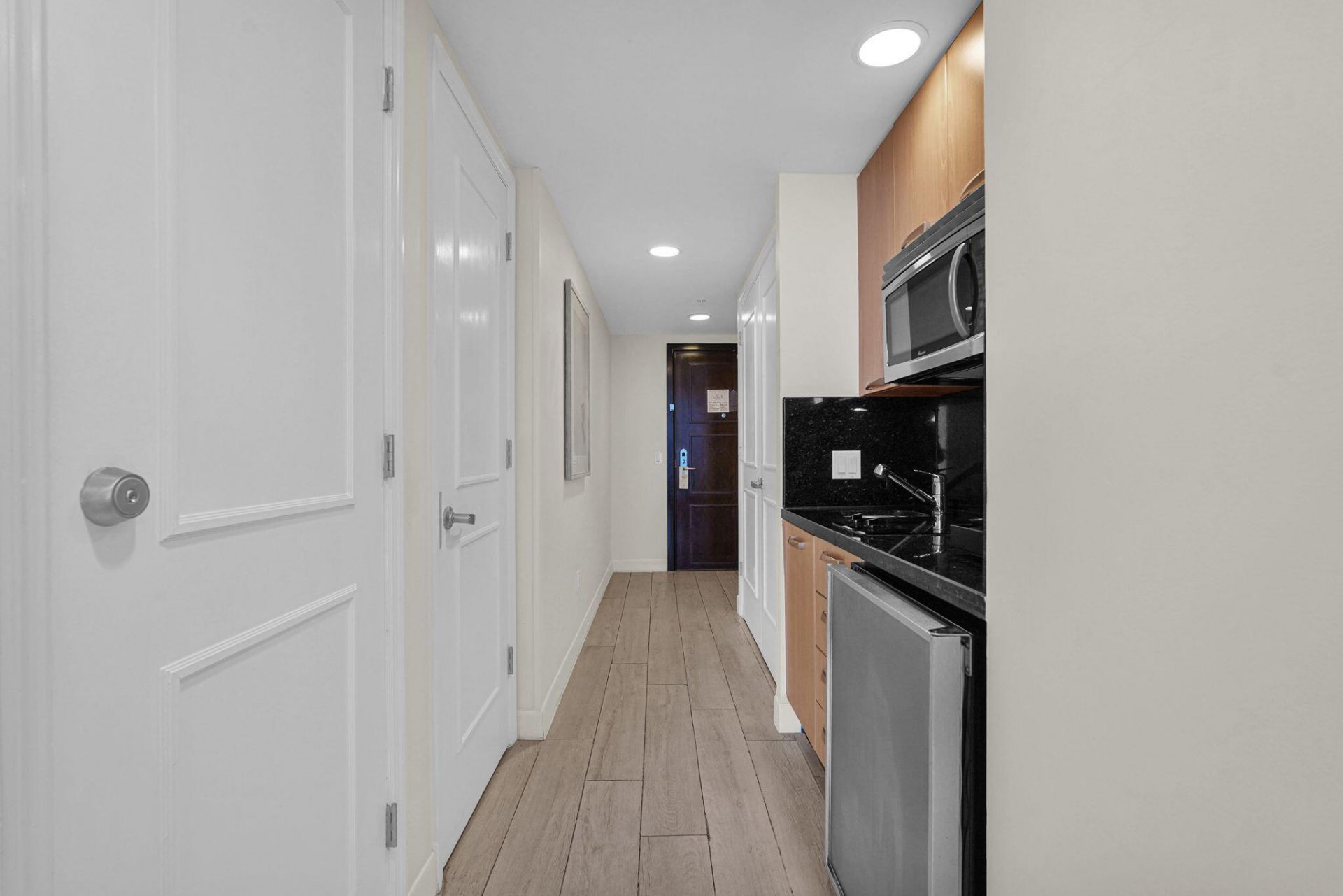 505 N Fort Lauderdale Beach Boulevard, Unit 2214, Fort Lauderdale, FL 33304 Photo