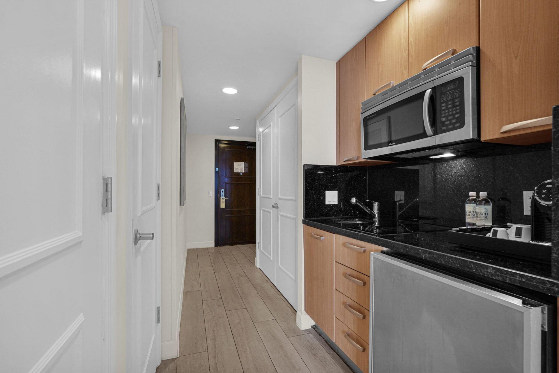 505 N Fort Lauderdale Beach Boulevard, Unit 2214, Fort Lauderdale, FL 33304 Photo