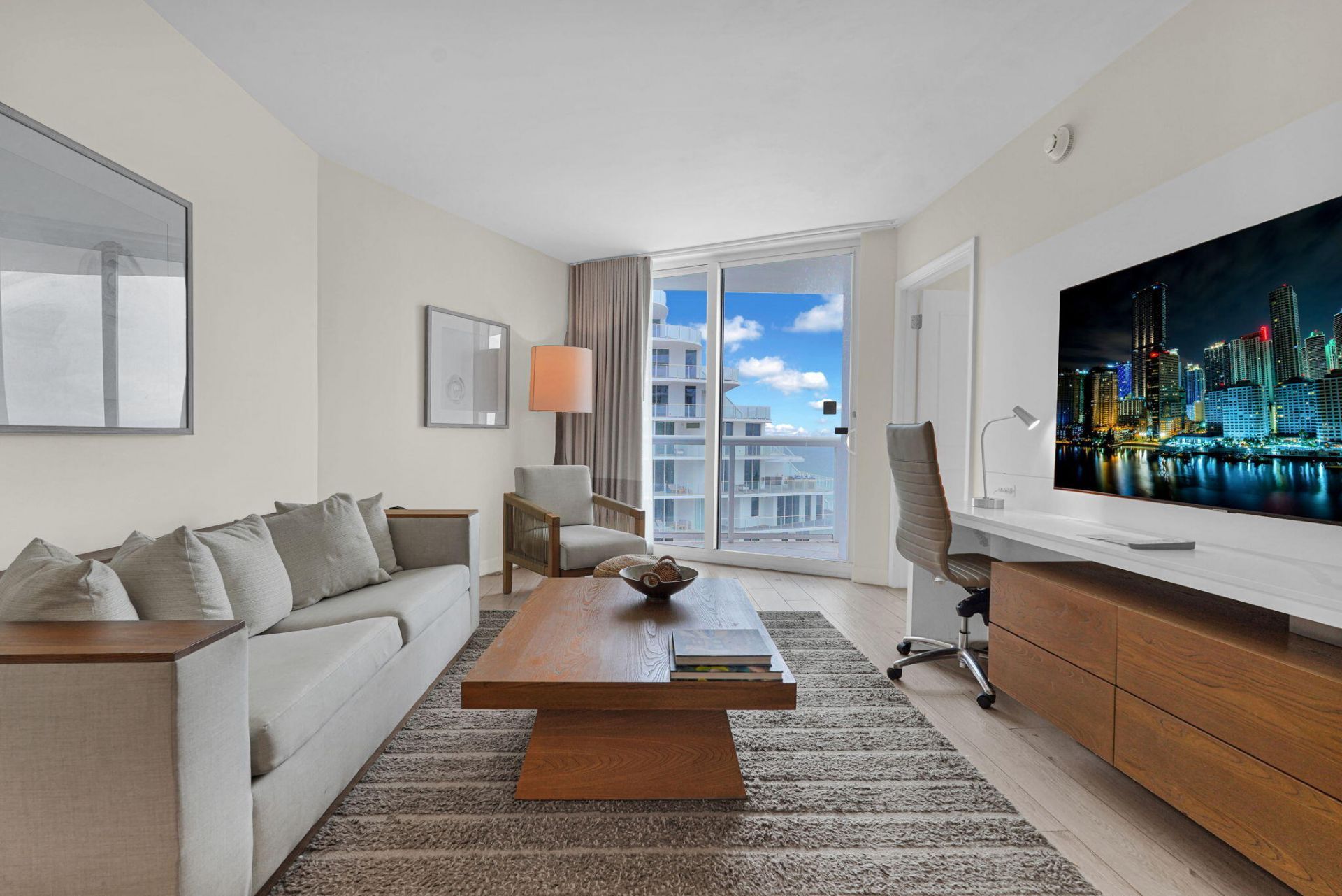505 N Fort Lauderdale Beach Boulevard, Unit 2214, Fort Lauderdale, FL 33304 Photo