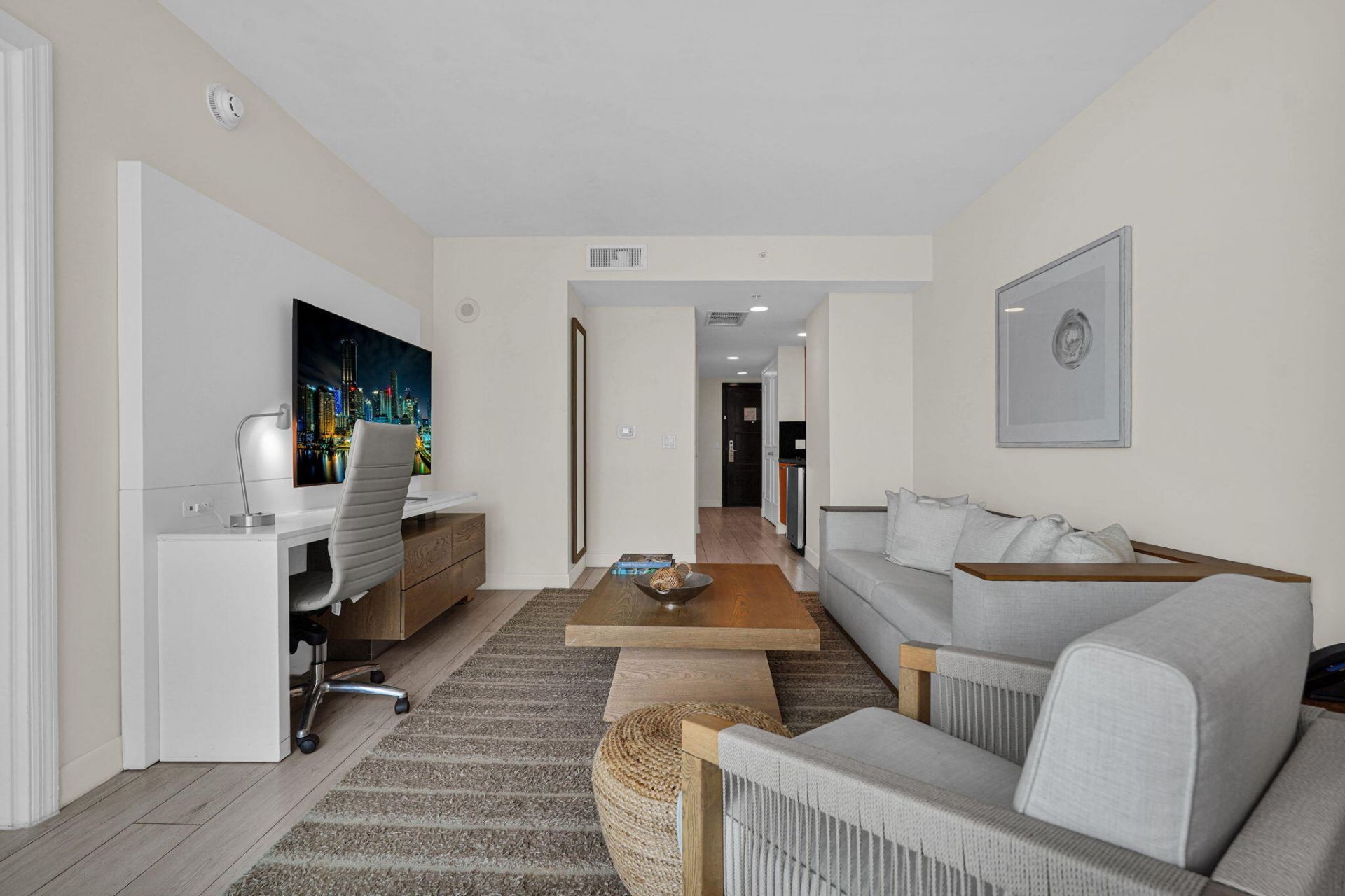 505 N Fort Lauderdale Beach Boulevard, Unit 2214, Fort Lauderdale, FL 33304 Photo