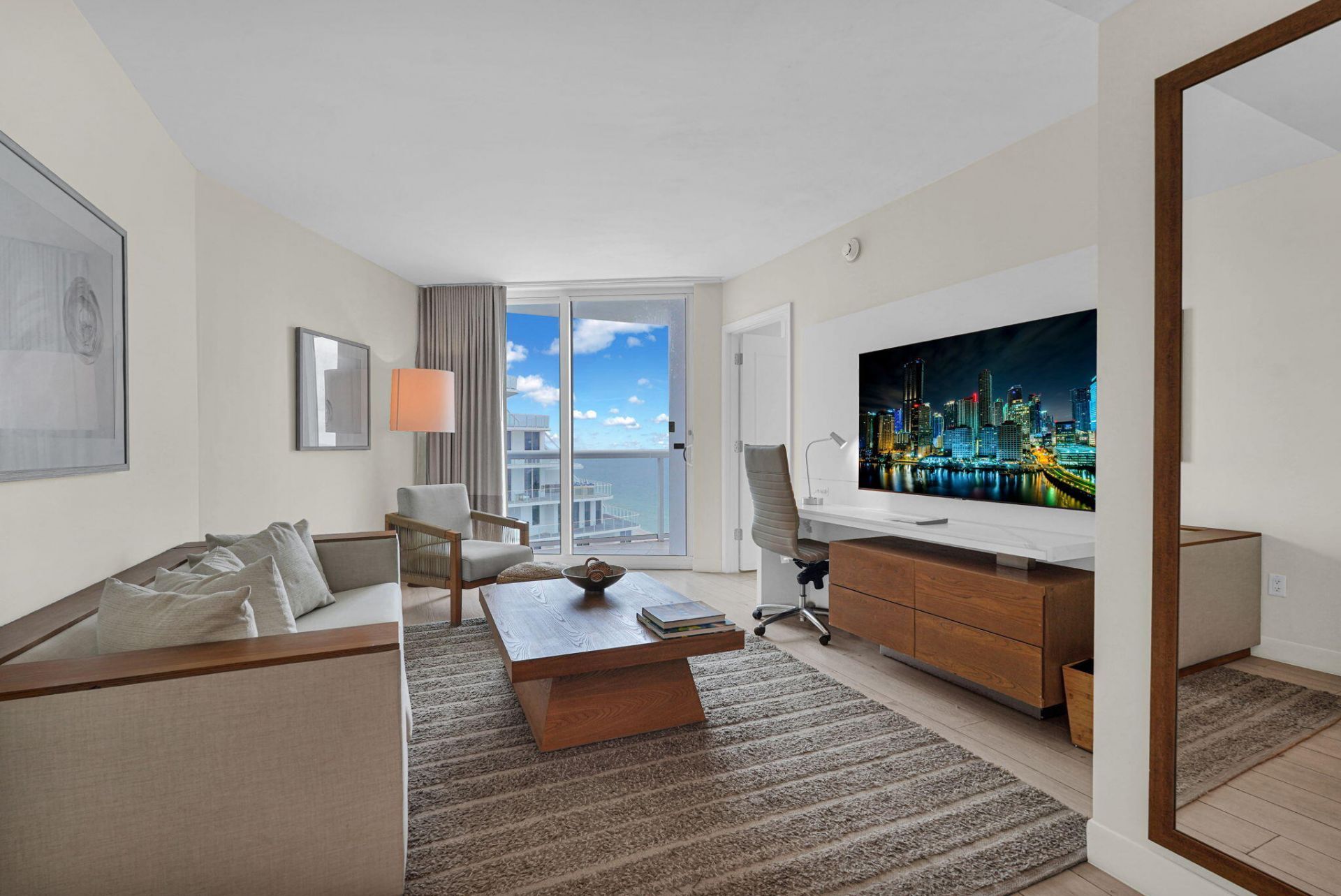 505 N Fort Lauderdale Beach Boulevard, Unit 2214, Fort Lauderdale, FL 33304 Photo