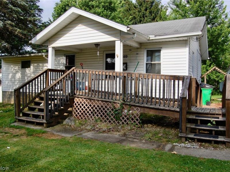 669 Scott Place NW, Massillon, OH 44647 Photo 2