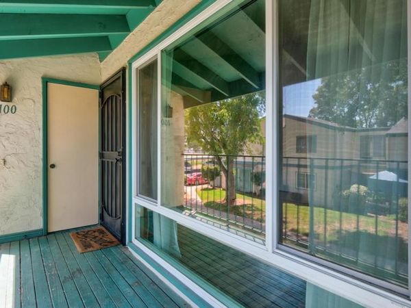 1811 E Grand Avenue, Unit 100, Escondido, CA 92027