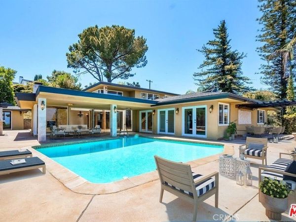 3446 Alginet, Encino, CA 91436