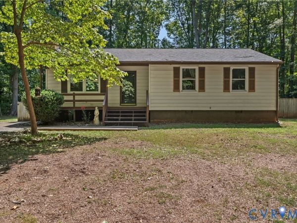 2448 Mountain View Road , Powhatan, VA 23139