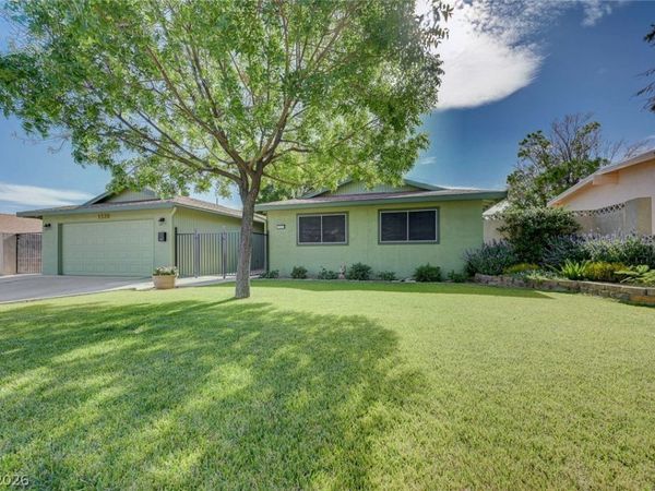 1320 Gloria Lane, Boulder City, NV 89005