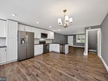 317 WESTBROOK DRIVE, CLIFTON HEIGHTS, PA 19018