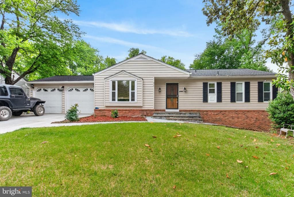 814 Stag Way, Fort Washington, MD 20744 Main Photo