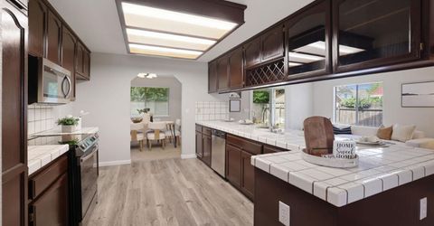 924 East Milgeo Avnue, Ripon, CA 95366 Photo