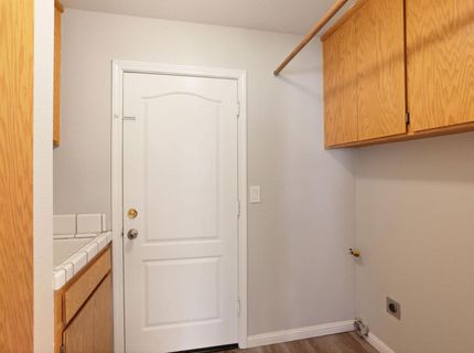 924 East Milgeo Avnue, Ripon, CA 95366 Photo