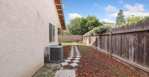 924 East Milgeo Avnue, Ripon, CA 95366 Photo