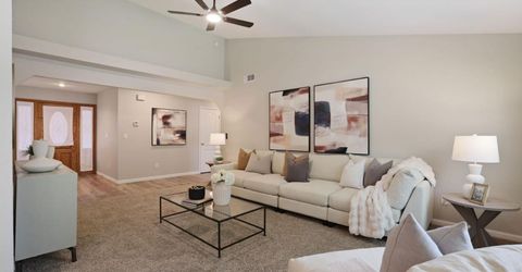 924 East Milgeo Avnue, Ripon, CA 95366 Photo