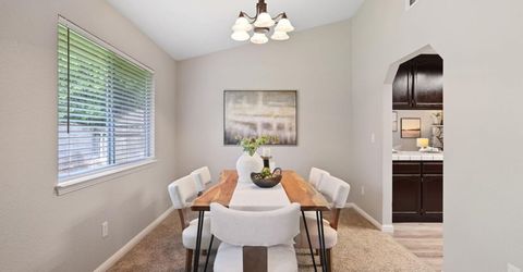 924 East Milgeo Avnue, Ripon, CA 95366 Photo