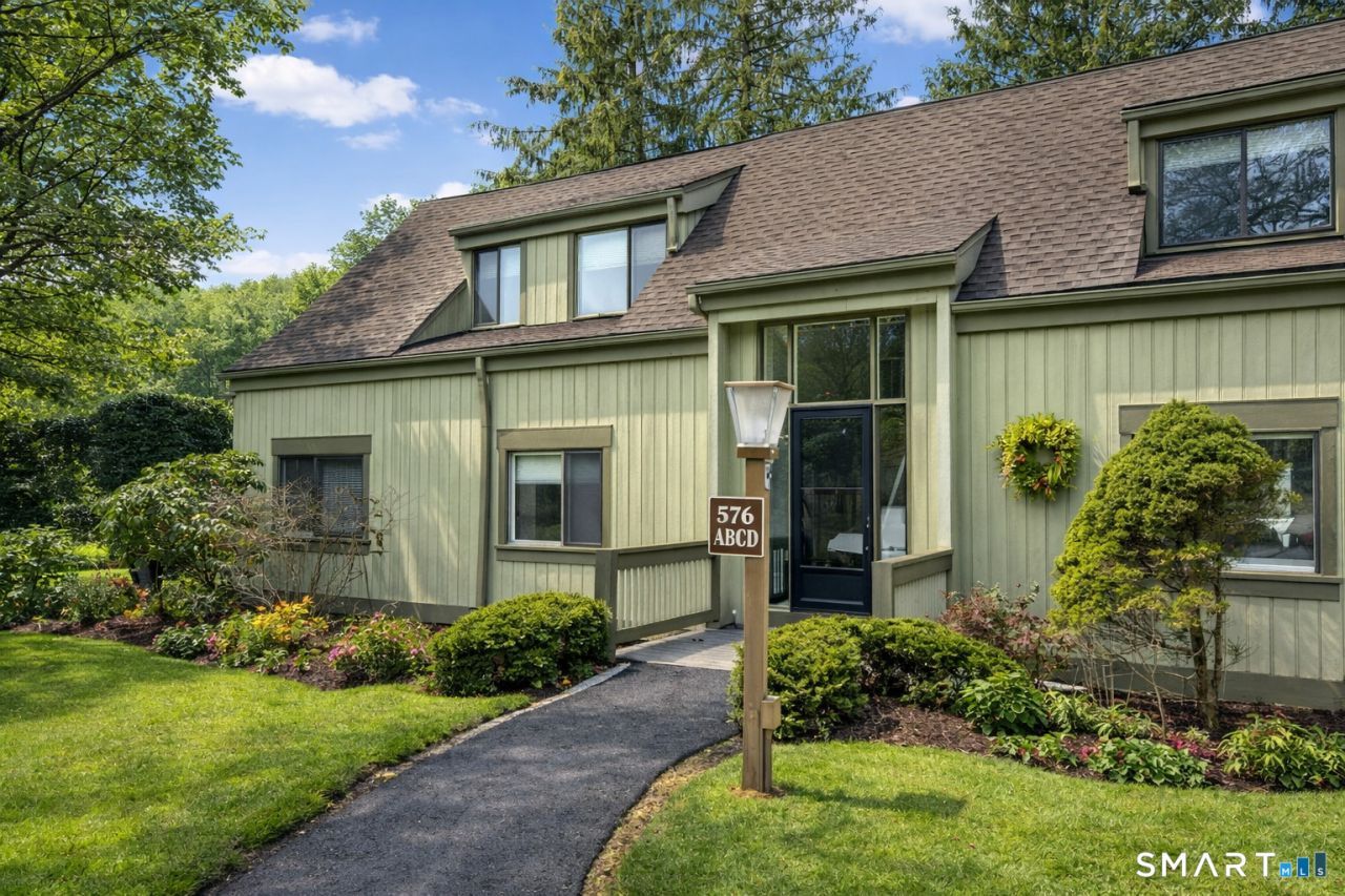 576 Heritage, Unit D, Southbury, CT 06488 Main Photo