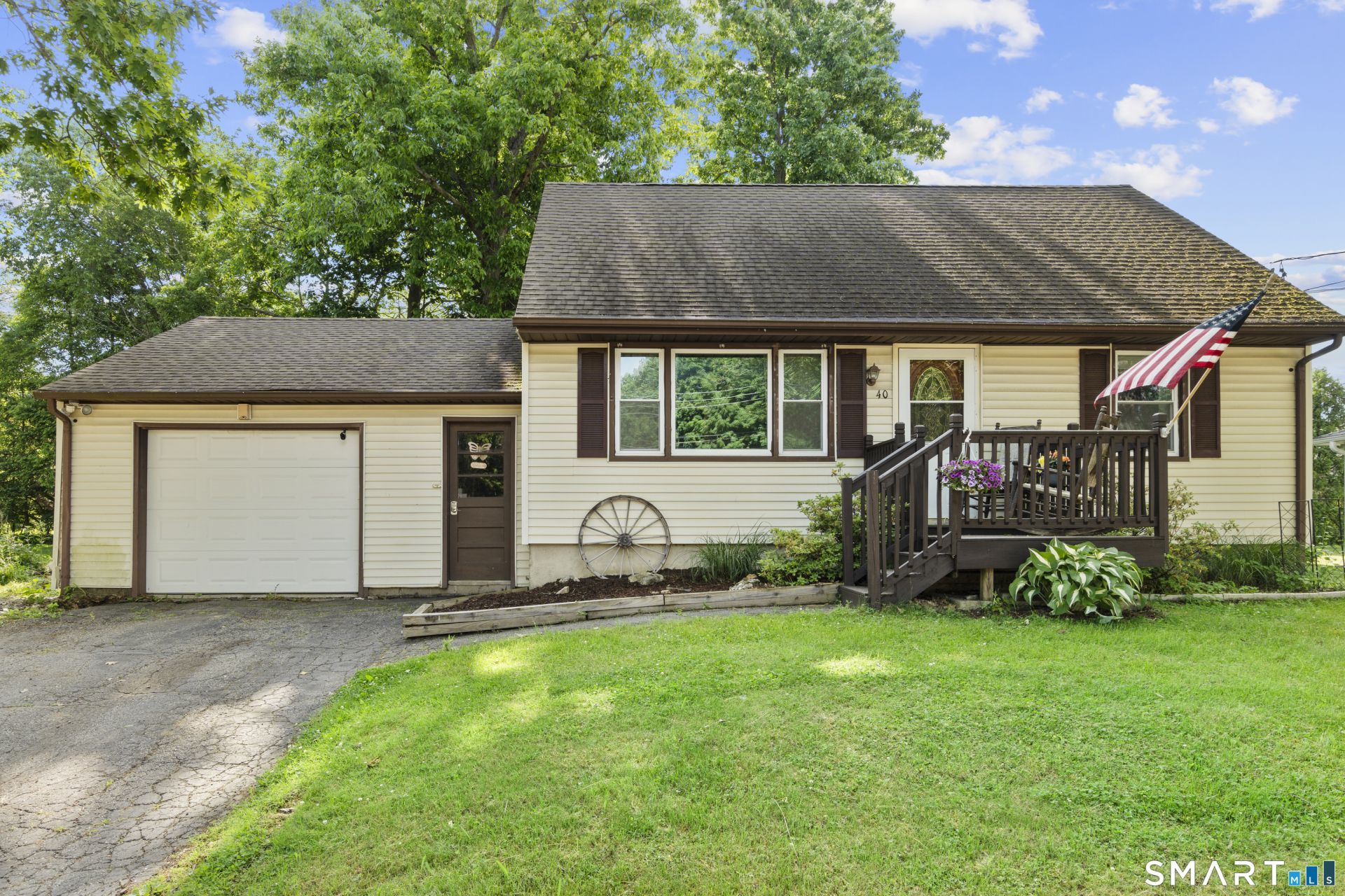 40 Elmira, Torrington, CT 06790 Main Photo
