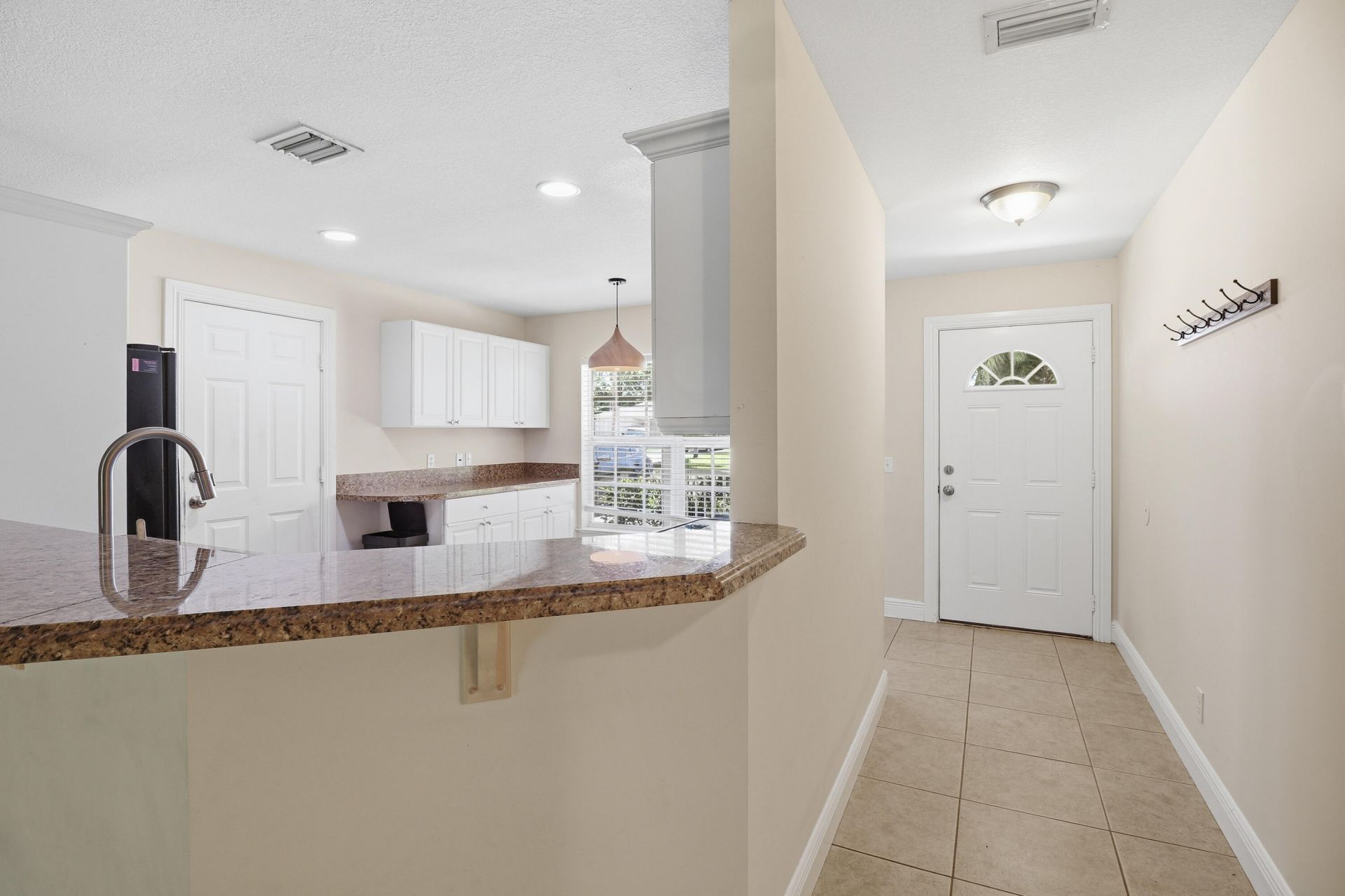 5802 SE Wesley Avenue, Stuart, FL 34997 Photo