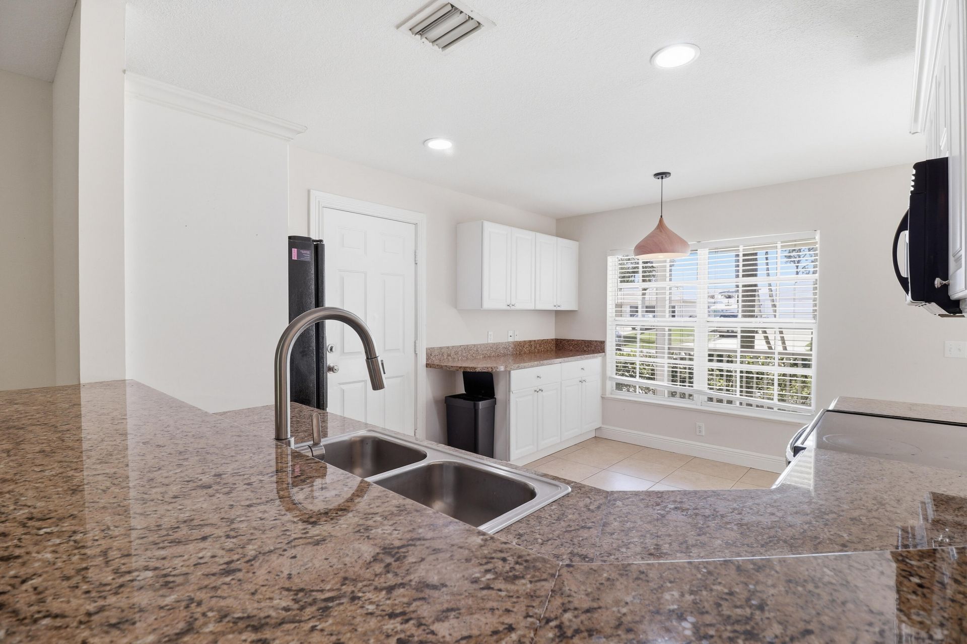 5802 SE Wesley Avenue, Stuart, FL 34997 Photo