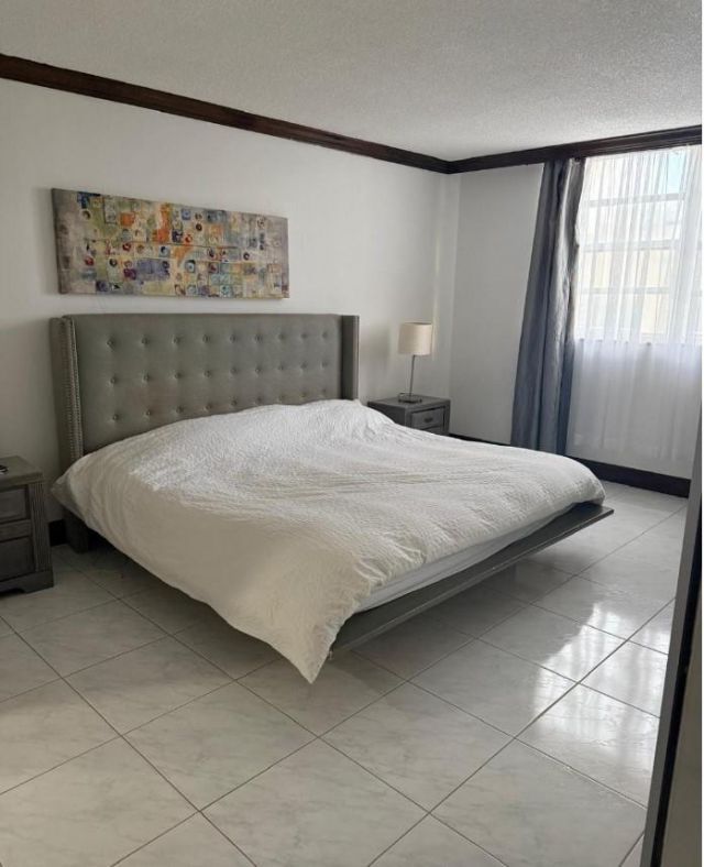 1833 S Ocean Drive, Unit 1209, Hallandale, FL 33009 Photo