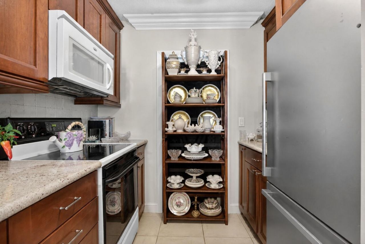 800 Pine Drive, Unit 13, Pompano Beach, FL 33060 Photo