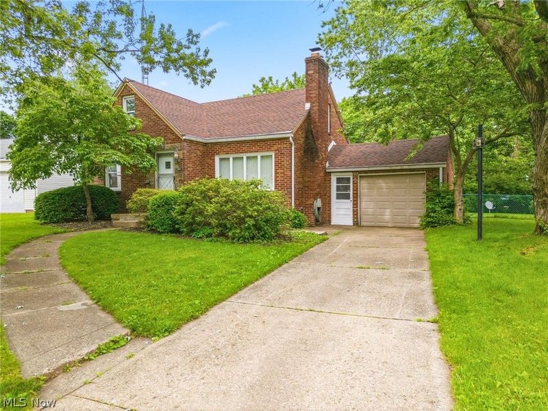 3312 Yale Avenue NW, Canton, OH 44709 Photo 1