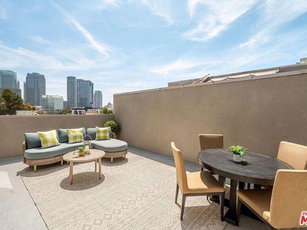 1617 S Beverly Glen Boulevard, Unit 404, Los Angeles, CA 90024