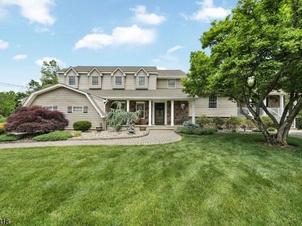 104 Howell Dr, Branchburg, NJ 08876