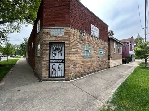 Main Photo