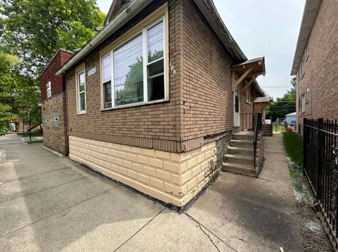 Main Photo