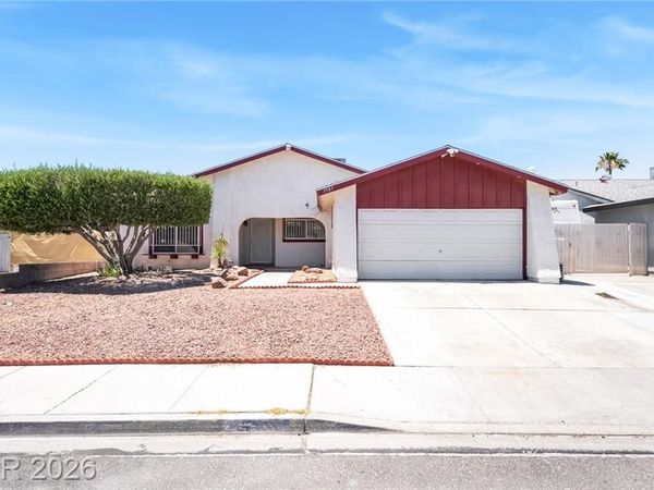 3983 Redwood Street , Las Vegas, NV 89103