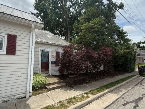 76 S Second Street, Batavia, OH 45103
